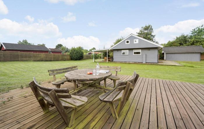 Awesome Home In Gilleleje With Wifi