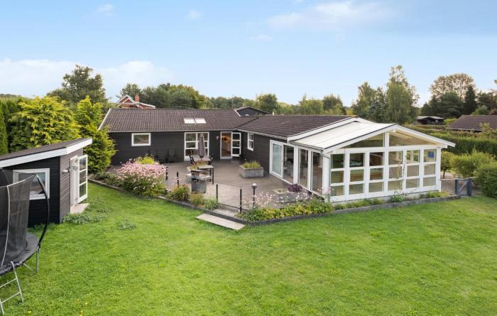 5 Bedroom Amazing Home In Jægerspris