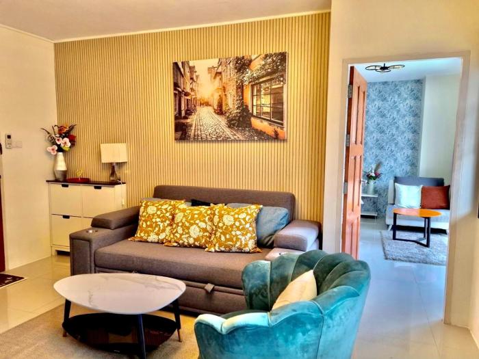 Chez Anne ,Apartment 15 mins from Suvarnabhumi International Airport, near Airpor Rail Link Huamak ,Ban Thap Chang