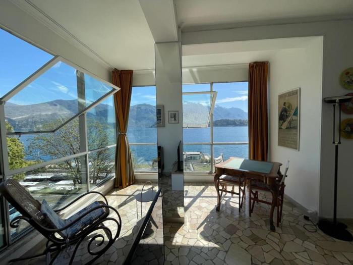 Panoramico Appartamento Fronte Lago