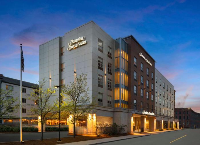 Hampton Inn & Suites-Worcester, MA