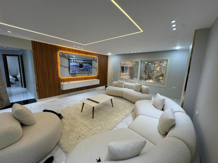 شقه للإيجار فرش فندقي بالمهندسين