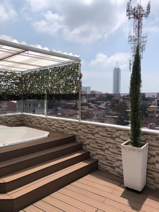 House with private Jacuzzi in Granada