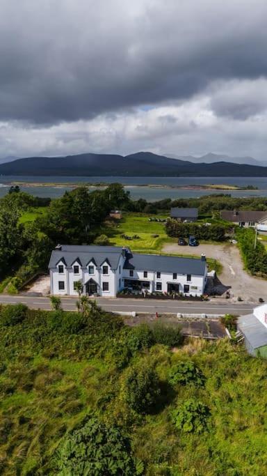 Lake House & Private Pub Kerry - Large Groups up to 26 People