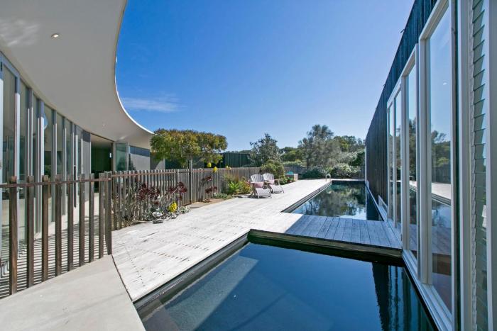 Oceania Retreat - Private beach access pool OFP