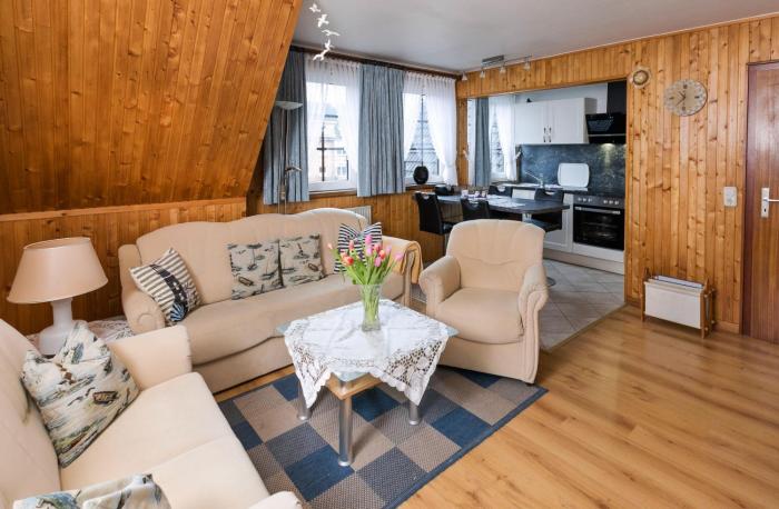 Haus-Ilse-Marie-Wohnung-Steuerbord