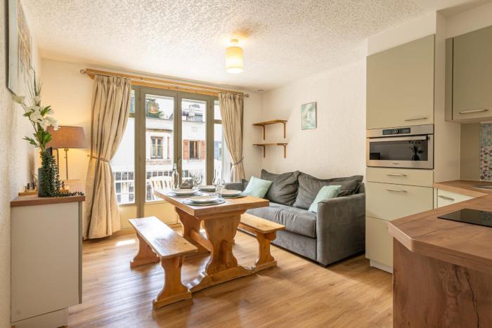 Bois des Fées - newly renovated central Chamonix apartment