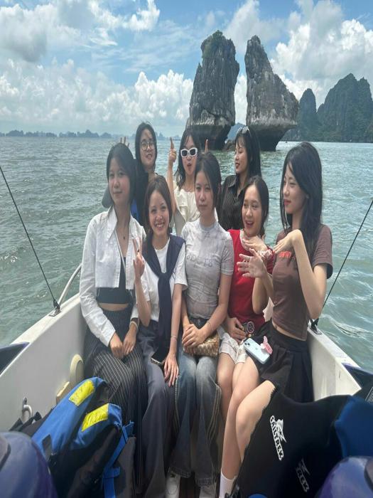 Cano cao tốc Du lịch tham quan ngắm cảnh vịnh Hạ Long