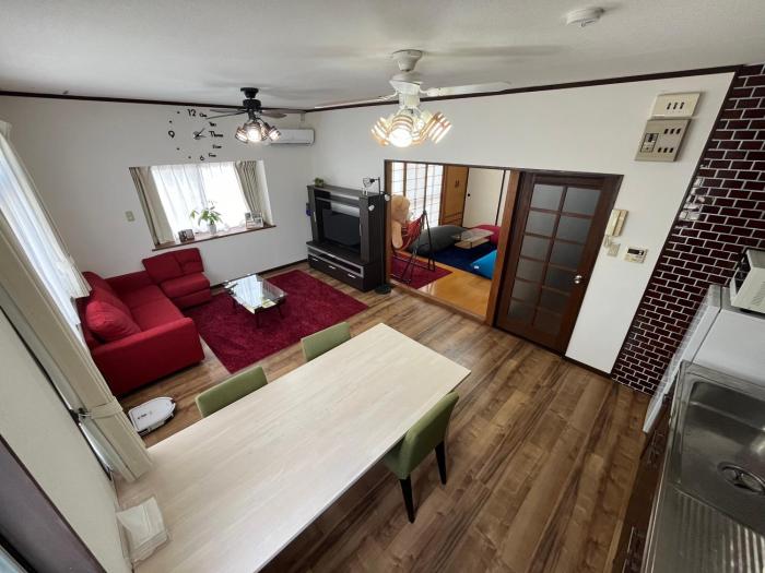 広島Riverside house 無料駐車場付き 原爆ドームまで15分圏内 1棟貸切 100m2以上 大人数OK