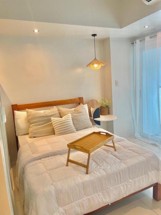 The Fort BGC Burgos Circle