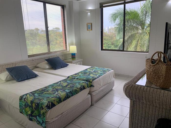 Girardot Resort Ap 6-402 Exclusiva vista panorámica-wi-fi