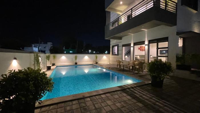 Clove Beach Residency