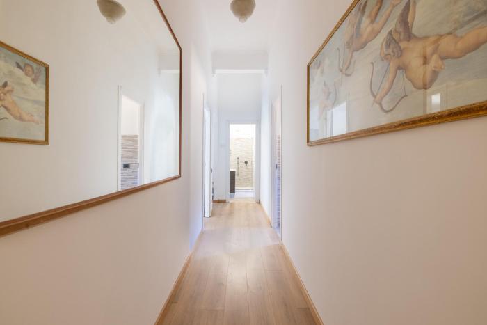 Elegant Ostiense Suite