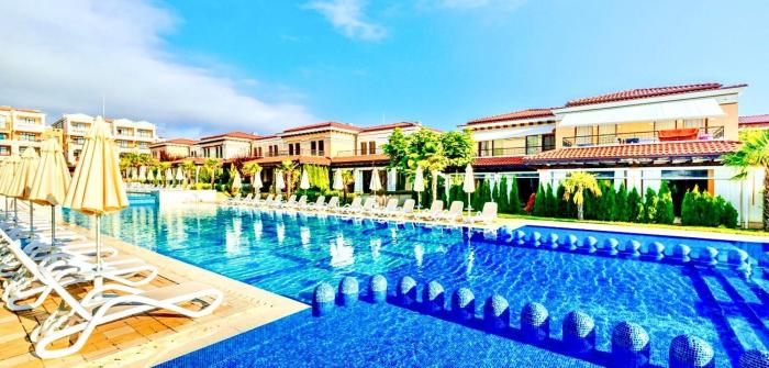 Lovely 1BD Apartment in a Luxury Resort in Sozopol by Flat Mаnаger