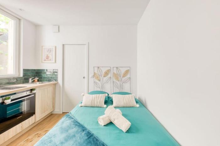 Le Clichy Chic