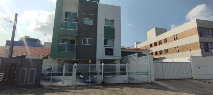 Apartamento no Bessa, bem localizado - 700 metros da praia