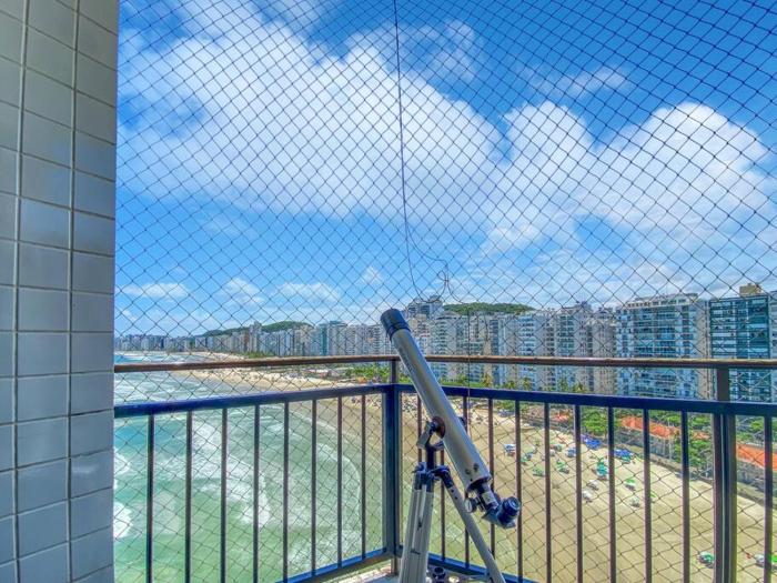 Vista Mar Frente para Praia 4 quartos Espaçosos