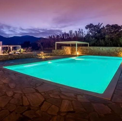 Delta Apartment with Sea View and Pool