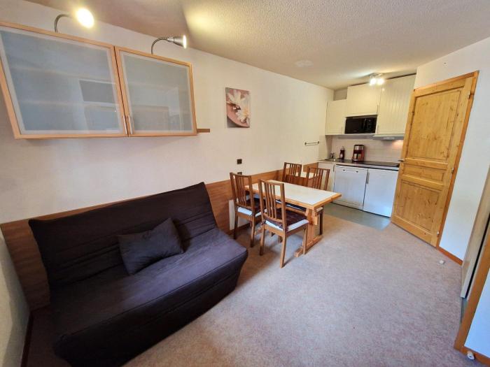 Charmant studio cabine 45 pers, balcon, proche pistes et commerces à Modane - FR-1-265-189