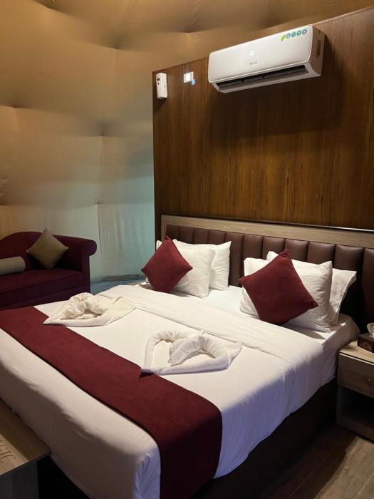 Wadi Rum Rose Luxury camp