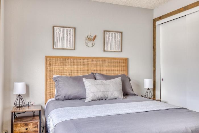 Thunderhead Lodge Condo 204 - Modern Heated Pool & Games