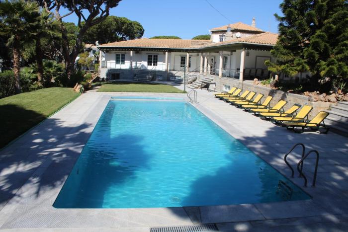Villa com piscinas - Quintinha do Lago