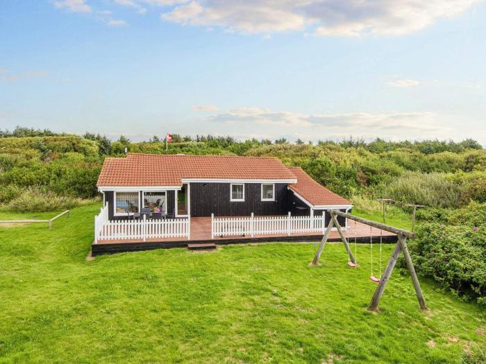 6 person holiday home in Ringkøbing-By Traum