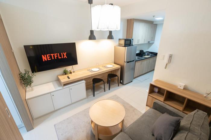 Modern Living 4 MOA Pasay