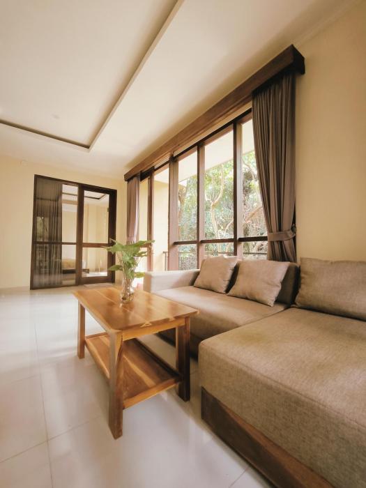 2 Bedroom River Apartment Private