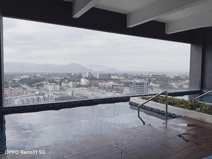 Veneto Ipoh homestay 3BR with infinity pool