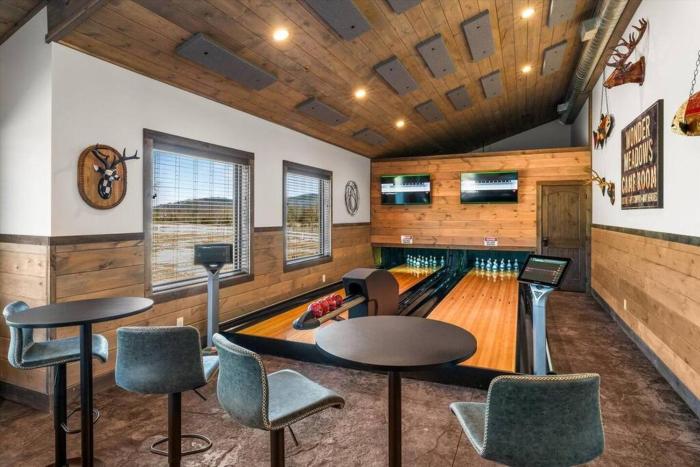 Dazzling New Lux Bowling Pickleball Pool Mtn Views