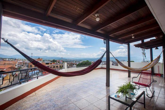 CASA MADIZ - Cerca a la plaza, gran terraza