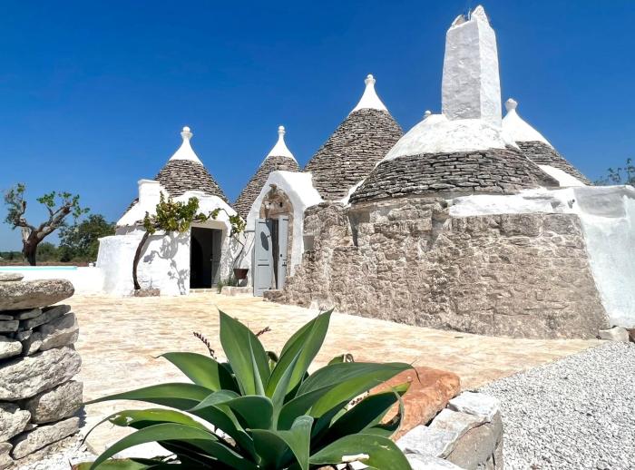 Trulli Pace 1879 Martina Franca