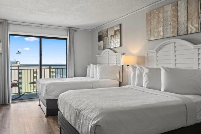 Gorgeous Double Queen Suite! Sleeps 4! Sea Mist 51602