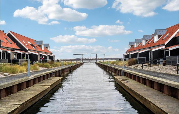 Gorgeous Home In Juelsminde With Wifi