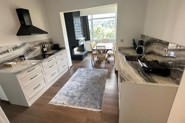 Green Hills Hideaway