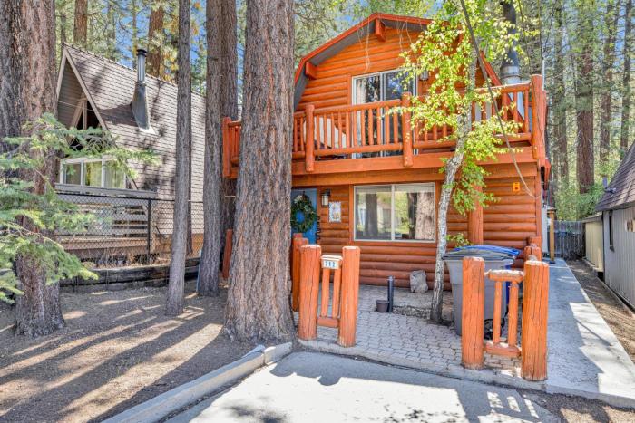 Our cabin in the woods #2476
