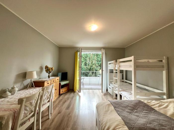 Piano Apartment