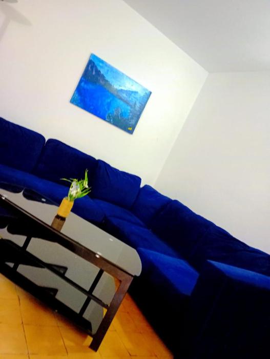 Departamento Economic con patio