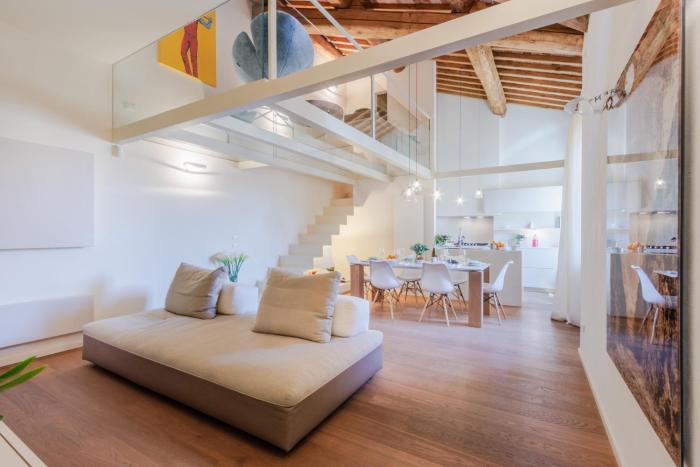 Sabrina, Modern 3 Bedrooms Apartment with Elevator