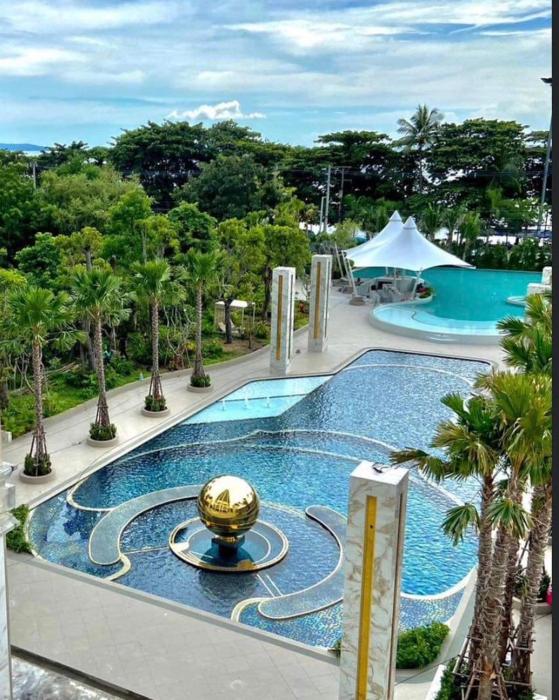 Copacabana Beachside Seaview 12th floor monthly rental