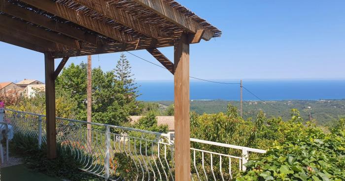 Appartement A Caserella entièrement rénové avec terrasse et vue panoramique sur mer