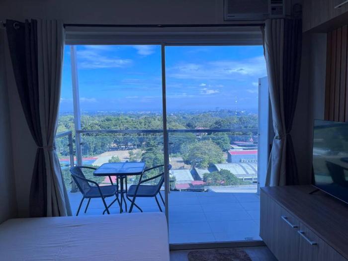 Crib 1011 Studio Unit- Primavera Citta Verde