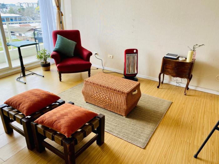 Departamento Central, con estacionamiento gratuito