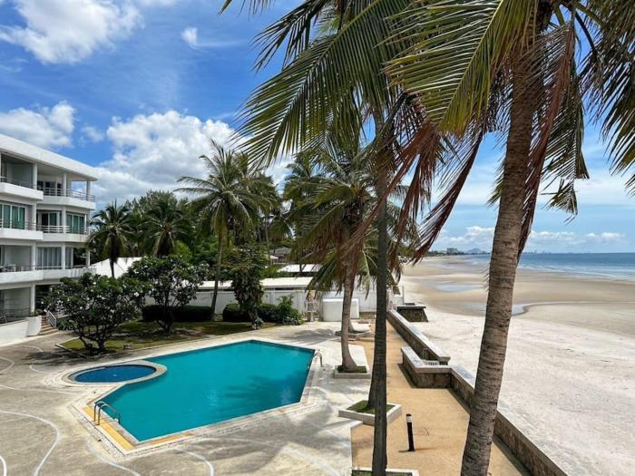 Seaview 2 bed in the heart of Hua Hin - BP2