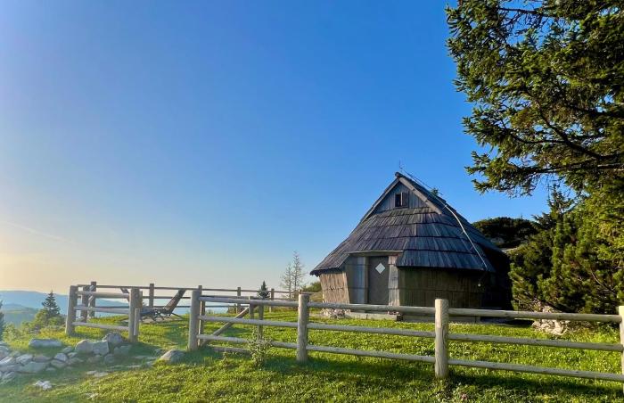 Chalet Velika Planina with Sauna - I FEEL ALPS