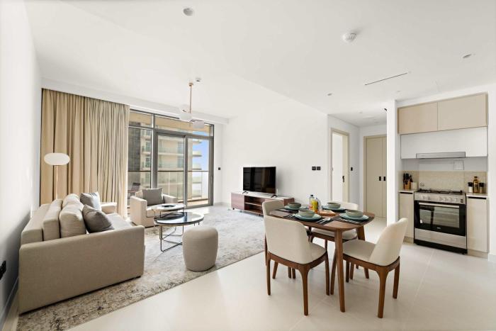 Silkhaus Vacation Homes 1BDR Marina Vista with Private Beach Access