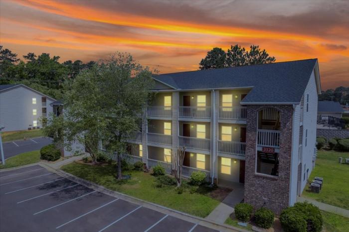 CB 3516-301 Modern Fayetteville Charm