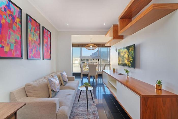 Modern Cape Town Beach Apartment