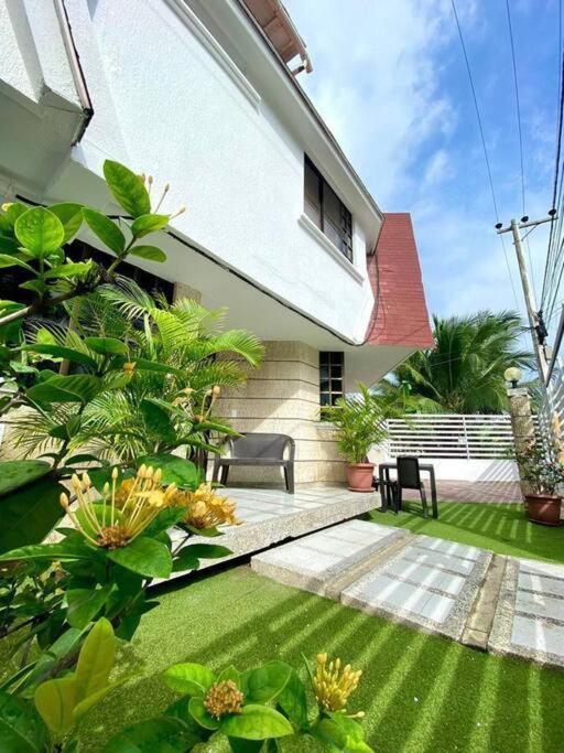 Excelente APARTAHOTEL VACACIONAL CAMEL